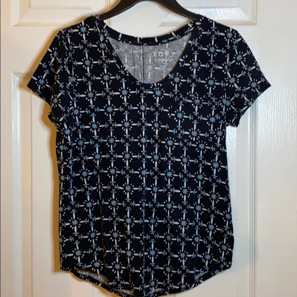 Short sleeve tee